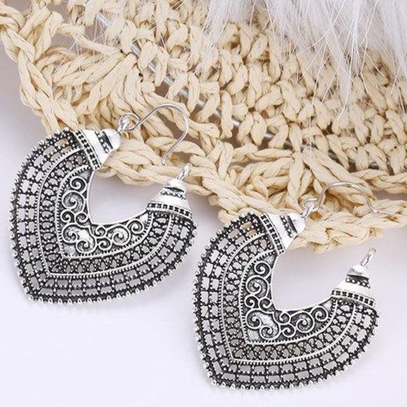 Jewelry - 3/$20 New Silver Geometric Dangle Earrings